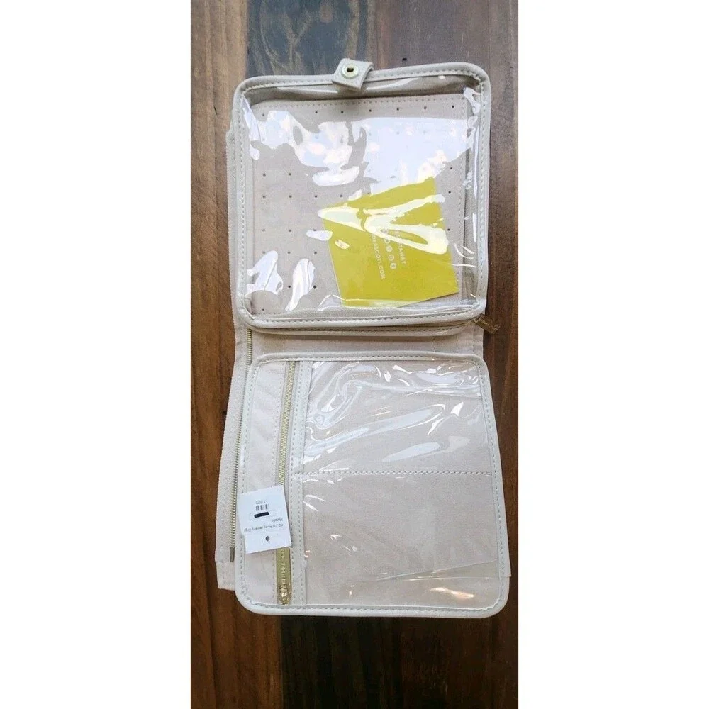 Kendra Scott Zip Away Jewelry Organizer Beige/Gold NWT